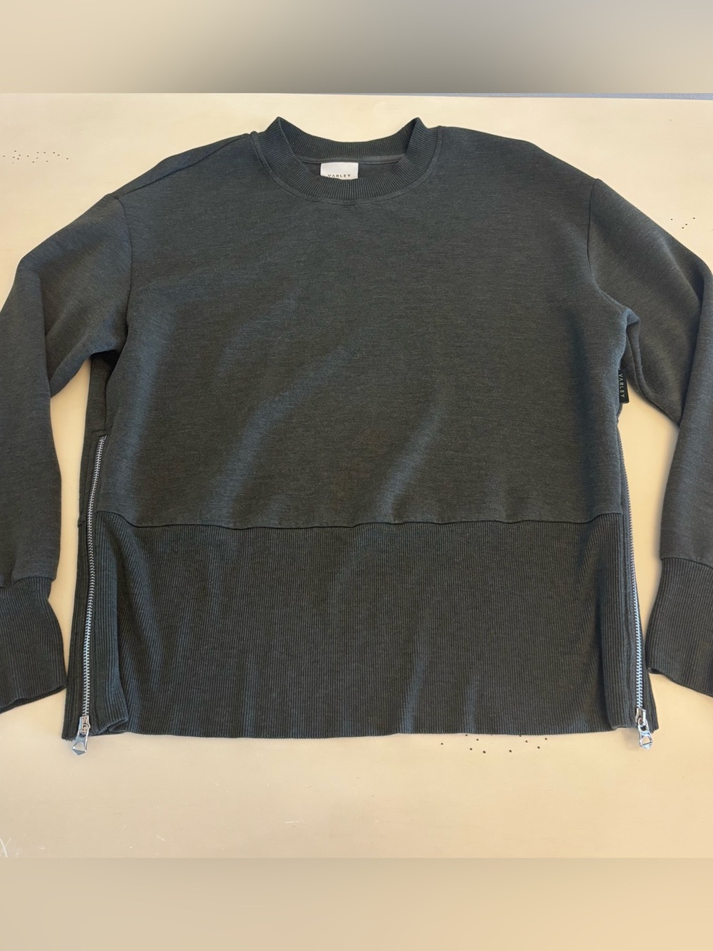 Varley Lowry Longline Sweat Pullover in Olive Marl Green Size Small - Picture 6 of 13